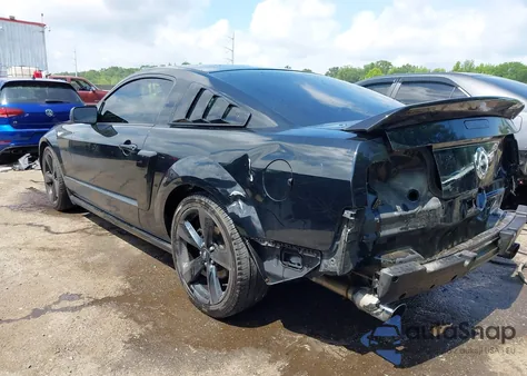 2007 Ford Mustang Gt Deluxe/Gt Premium из США, поврежденный, VIN 1ZVFT82H475325795